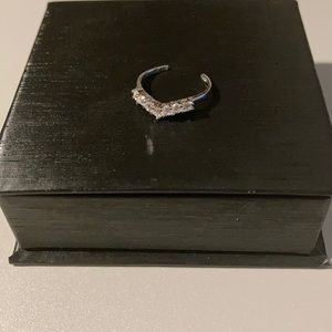 Sterling Silver Rhodium Finished V Shape Toe Ring